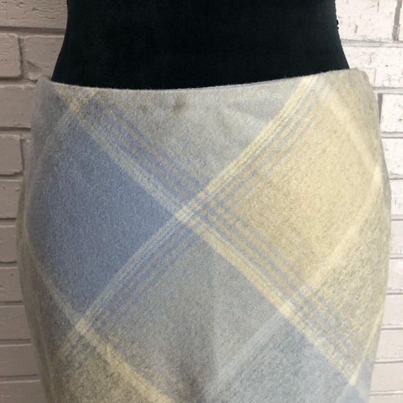 Ann Taylor Petites Wool Blend Pencil Skirt - Picture 3 of 8